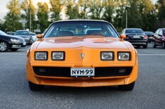 Pontiac Firebird Trans AM 4,9 Turbo V8 Coupe  Automaatti - Harvinaisuus!! Juuri katsastettu!!, vm. 1981, 84 tkm (2 / 29)