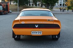Pontiac Firebird Trans AM 4,9 Turbo V8 Coupe  Automaatti - Harvinaisuus!! Juuri katsastettu!!, vm. 1981, 84 tkm (8 / 29)