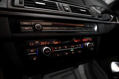 BMW 520 TwinPower Turbo A F11 Touring Business, vm. 2012, 335 tkm (12 / 18)