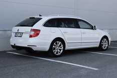 Skoda Superb Combi 2,0 TDI 140 Ambition Edition DSG Autom., vm. 2015, 187 tkm (6 / 16)