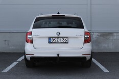 Skoda Superb Combi 2,0 TDI 140 Ambition Edition DSG Autom., vm. 2015, 187 tkm (7 / 16)
