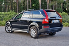 Volvo XC90 2,5T AWD 7-P Momentum Geartronic, vm. 2005, 205 tkm (4 / 12)