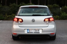 Volkswagen Golf Highline 1,4 TSI 118 kW, DSG-autom. 4-ovinen, vm. 2009, 136 tkm (5 / 11)