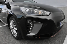 Hyundai IONIQ electric Comfort Business, vm. 2017, 67 tkm (9 / 26)