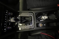 Volkswagen Passat Variant GTE Plug-In Hybrid 160 kW (218 hv) DSG-automaatti, vm. 2018, 125 tkm (12 / 13)