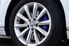 Volkswagen Passat Variant GTE Plug-In Hybrid 160 kW (218 hv) DSG-automaatti, vm. 2018, 62 tkm (9 / 23)