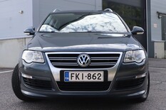 Volkswagen Passat Variant Highline 2,0 TDI 125 kW (170 hv) BlueMotion Technology 4MOTION DSG-aut, vm. 2010, 181 tkm (2 / 19)