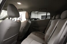 Nissan Leaf shkauto + spoileri aurinkopaneelilla, vm. 2013, 117 tkm (6 / 7)