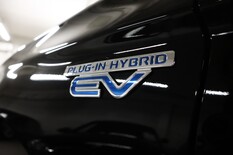 Mitsubishi Outlander PHEV Instyle Navi Business 4WD 5P, vm. 2017, 162 tkm (9 / 23)