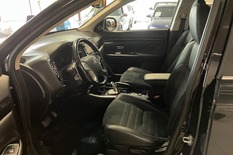 Mitsubishi Outlander PHEV EXE Navi 4WD 5P, vm. 2016, 131 tkm (11 / 13)