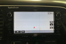 Mitsubishi Outlander PHEV EXE Navi 4WD 5P, vm. 2016, 131 tkm (7 / 13)