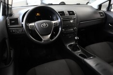 Toyota Avensis 1,6 Valvematic Terra Edition Wagon, vm. 2011, 212 tkm (7 / 8)