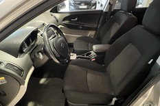Kia cee'd 1,6 EX HB 5D A/T, vm. 2009, 133 tkm (7 / 12)