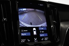 Volvo XC60 B4 AWD D-MHEV Business Inscription aut, vm. 2021, 139 tkm (16 / 25)