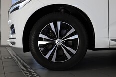 Volvo XC60 B4 AWD D-MHEV Business Inscription aut, vm. 2021, 139 tkm (5 / 25)