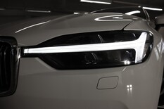 Volvo XC60 B4 AWD D-MHEV Business Inscription aut, vm. 2021, 139 tkm (8 / 25)