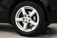 Volkswagen Golf Sportsvan Highline 1,6 TDI 81 kW (110 hv) DSG-automaatti, vm. 2016, 139 tkm (5 / 15)