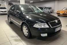 Skoda Octavia 1,6 Ambiente, vm. 2007, 245 tkm (2 / 21)