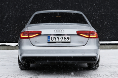 Audi A4 Sedan Business Sport S-Line 1,8 TFSI 125 kW multitronic, vm. 2015, 154 tkm (7 / 24)