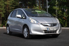 Honda Jazz 5D Hybrid Comfort, vm. 2015, 118 tkm (1 / 20)