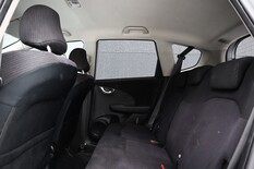 Honda Jazz 5D Hybrid Comfort, vm. 2015, 118 tkm (13 / 20)