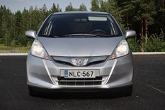 Honda Jazz 5D Hybrid Comfort, vm. 2015, 118 tkm (2 / 20)