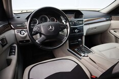 Mercedes-Benz E 220 CDI BE T A Premium Business, vm. 2011, 441 tkm (10 / 24)