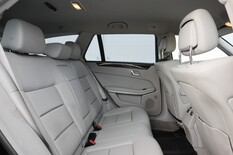 Mercedes-Benz E 220 CDI BE T A Premium Business, vm. 2011, 441 tkm (18 / 24)