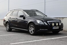 Mercedes-Benz E 220 CDI BE T A Premium Business, vm. 2011, 441 tkm (2 / 24)