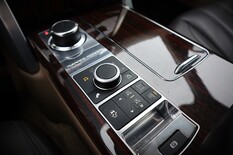 Land Rover Range Rover TDV6 Vogue, vm. 2013, 202 tkm (23 / 29)