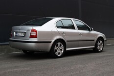 Skoda Octavia OCTAVIA Sedan (AA) 4ov 1390cm3, vm. 2007, 163 tkm (6 / 24)
