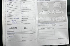 Volkswagen up! move up! 1,0 55 kW (75 hv) automatisoitu vaihteisto ASG 4-ovinen, vm. 2014, 136 tkm (17 / 20)
