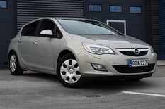 Opel Astra 5-ov Enjoy 1,4 Turbo Ecotec 103kW MT6, vm. 2010, 170 tkm (1 / 24)