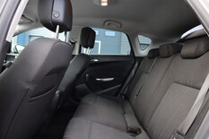 Opel Astra 5-ov Enjoy 1,4 Turbo Ecotec 103kW MT6, vm. 2010, 170 tkm (20 / 24)