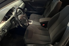 Volkswagen Passat Variant Comfortline 1,4 TSI 90 kW (122 hv) DSG-automaatti BlueMotion Technology, vm. 2010, 299 tkm (6 / 9)