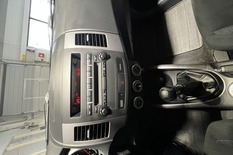 Mitsubishi Outlander 2,0 DID Intense+ Limited Business, vm. 2009, 351 tkm (14 / 18)
