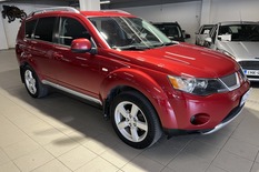 Mitsubishi Outlander 2,0 DID Intense+ Limited Business, vm. 2009, 351 tkm (2 / 18)