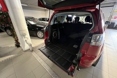 Mitsubishi Outlander 2,0 DID Intense+ Limited Business, vm. 2009, 351 tkm (9 / 18)