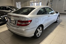 Mercedes-Benz CLC 200 CDI Sportcoup, vm. 2009, 326 tkm (4 / 9)