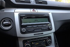 Volkswagen Passat Variant Comfortline 1,4 TSI 90 kW (122 hv) DSG-automaatti BlueMotion Technology, vm. 2010, 206 tkm (12 / 24)