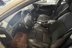 Volvo S60 2,4 170hv Momentum BUSINESS, vm. 2005, 420 tkm (6 / 12)