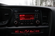 Kia Optima 2,0 EX A/T, vm. 2013, 237 tkm (13 / 27)