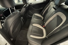 Kia Optima 2,0 EX A/T, vm. 2013, 237 tkm (7 / 9)