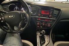 Kia Optima 2,0 EX A/T, vm. 2013, 237 tkm (8 / 9)
