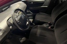 Citroen C4 VTi 120 Edition, vm. 2010, 136 tkm (7 / 13)
