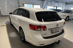Toyota Avensis 2,0 D-4D DPF Active Wagon, vm. 2014, 262 tkm (5 / 10)