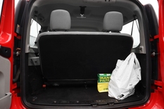 Dacia Logan MCV e4 1,6 16V Hi-Flex 105hv 5MT 7p Ambiance, vm. 2010, 230 tkm (16 / 27)