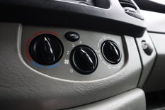 Nissan Primastar 1,9 dCi 82 L2H1, vm. 2005, 224 tkm (10 / 22)