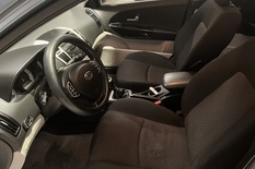 Kia cee'd 1,6 CRDi 84 kW EX HB 5D, vm. 2009, 282 tkm (6 / 8)