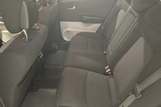 Kia cee'd 1,6 CRDi 84 kW EX HB 5D, vm. 2009, 282 tkm (7 / 8)